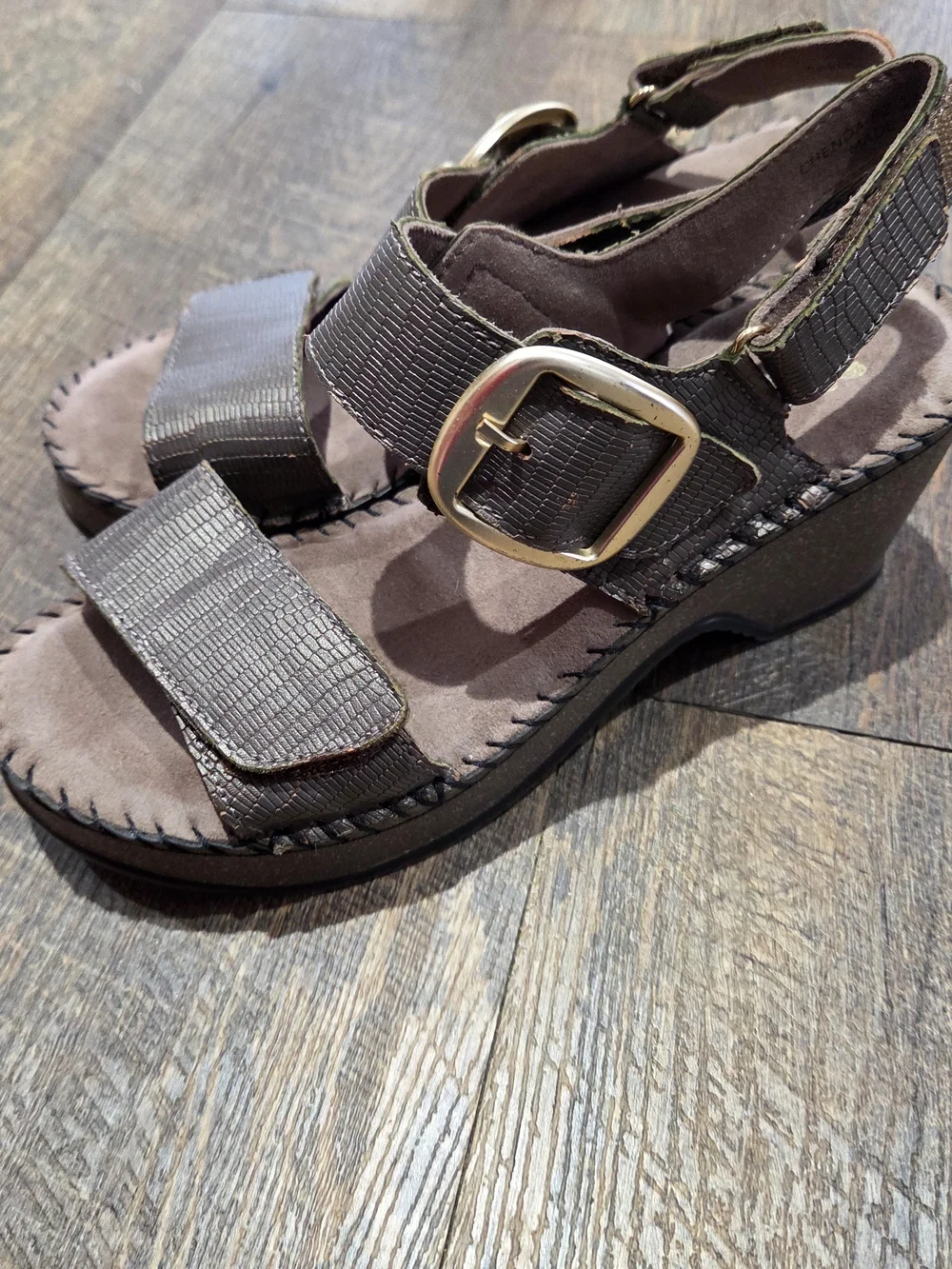 Spring Step Wedge - Picture 6 of 11